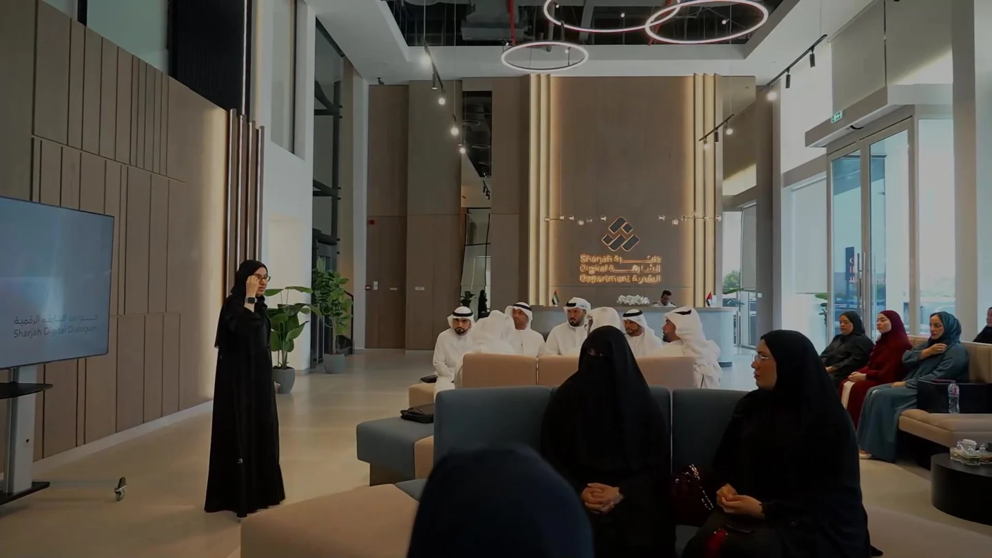 Audience and speaker at Sharjah Digital Dialogues filmed by DamaRose
